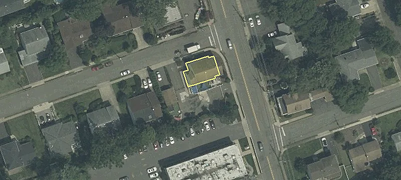 4-24 Saddle Riv Rd