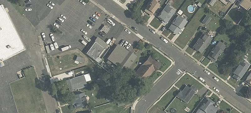 45 Lindsey Ave