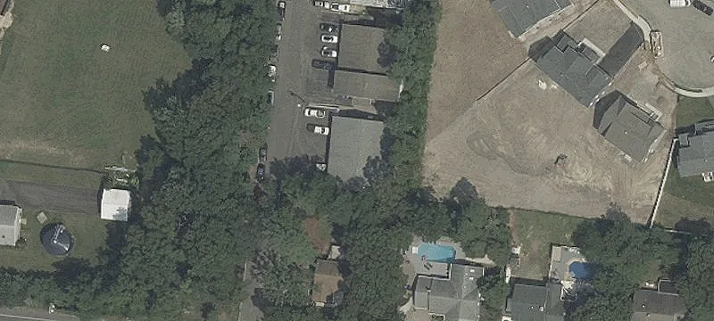 131 Laurel Ave
