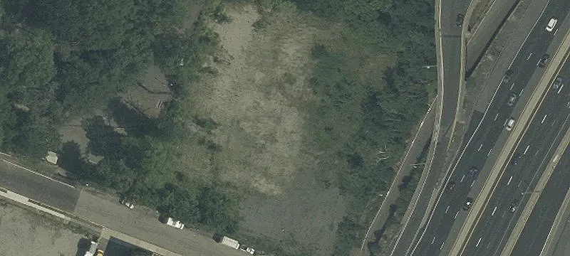 71 Locust Ave