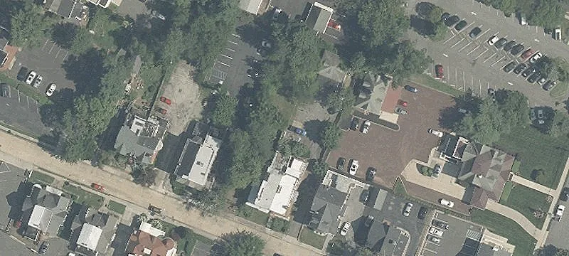 38 Newton Ave