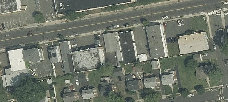 225 Ss Ave