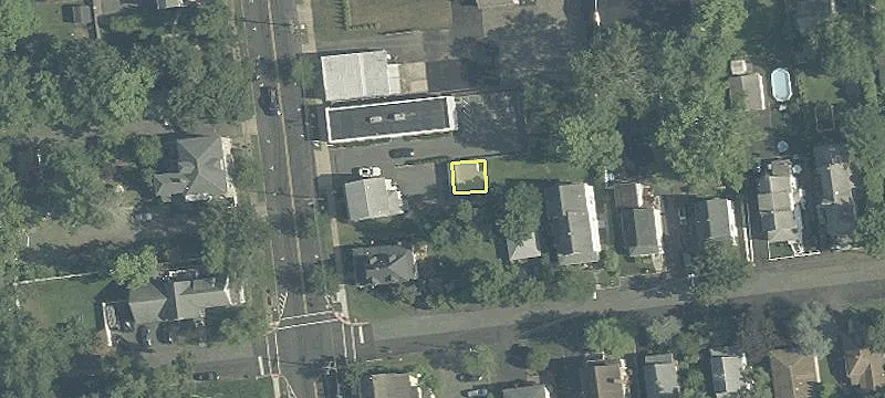 289 Main Ave