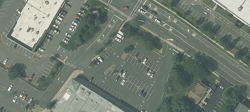 81 Reaville Ave