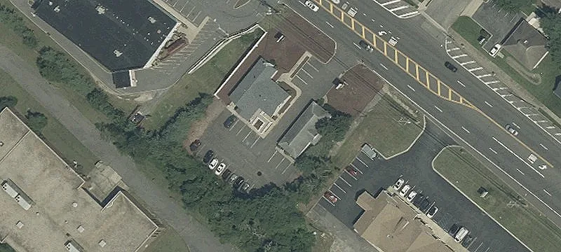16 Roosevelt Blvd