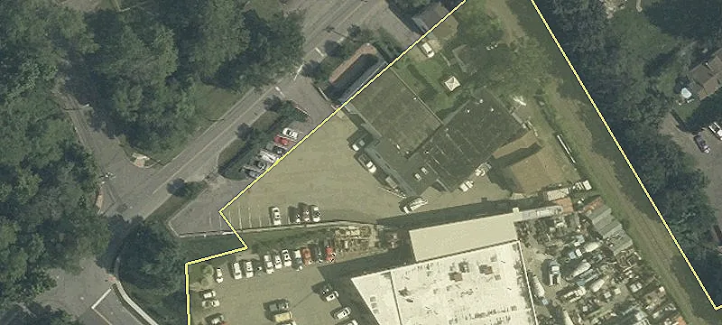 582 Fairfield Rd