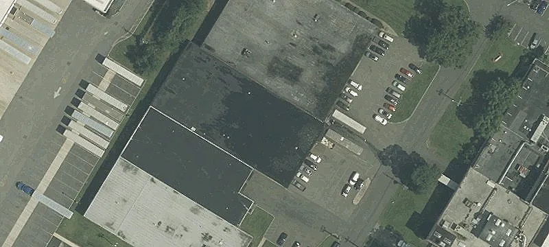 81 Adams Dr
