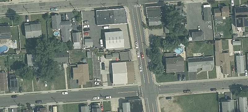 610 Un Ave