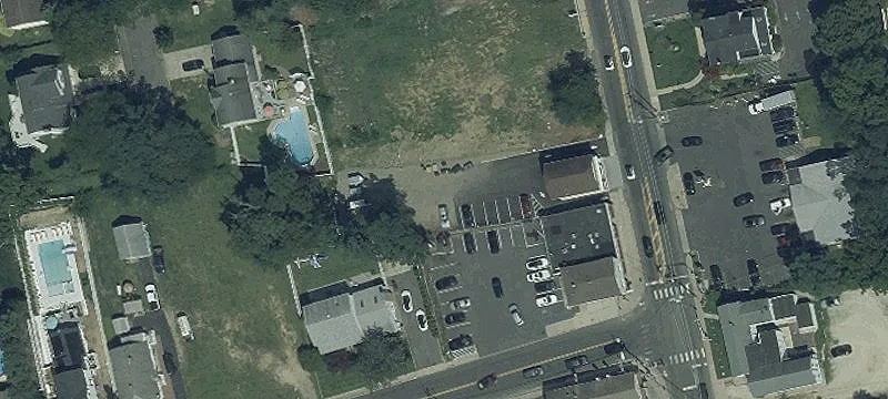 48 Monmouth Rd