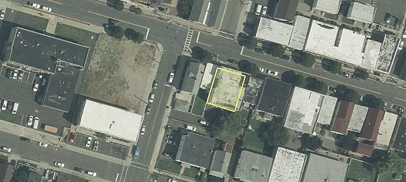583 Roosevelt Ave