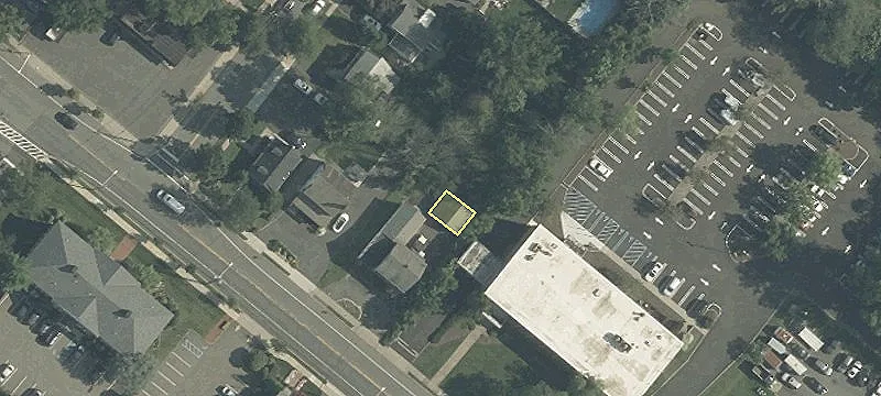 334 Main St