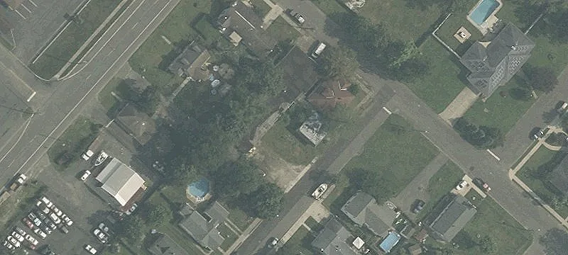 1336 Central Ave