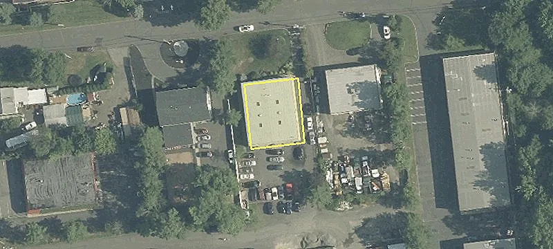 10 Bay St