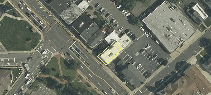 279 Bloomfield Ave
