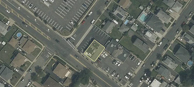 413 Paterson Ave