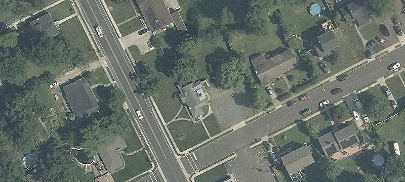 210 Warwick Rd