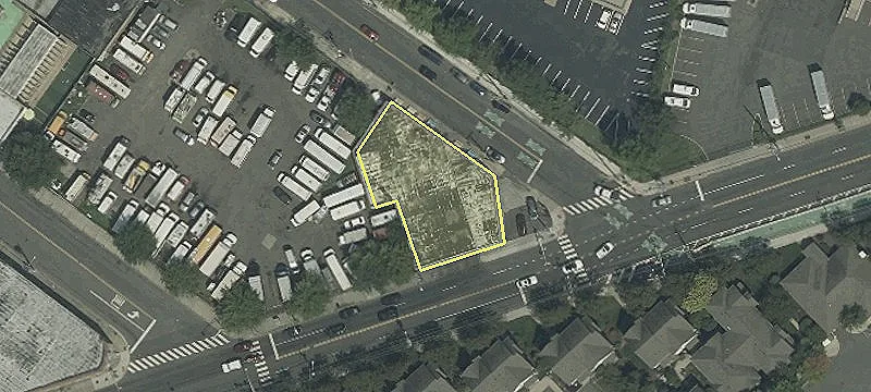 590 Grand St, Unit 596