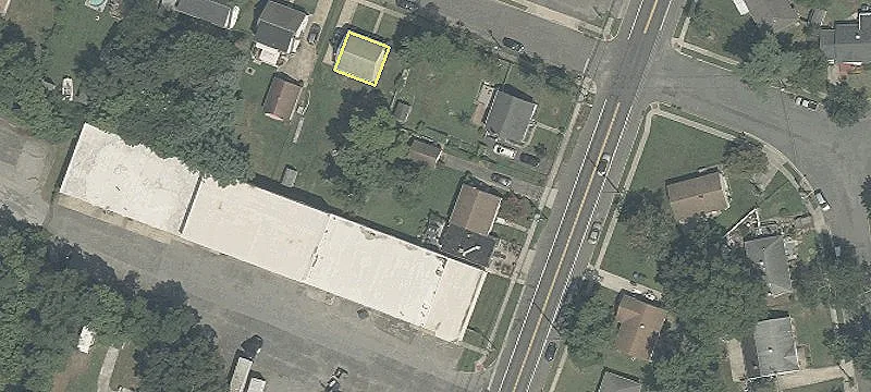 727 Main St