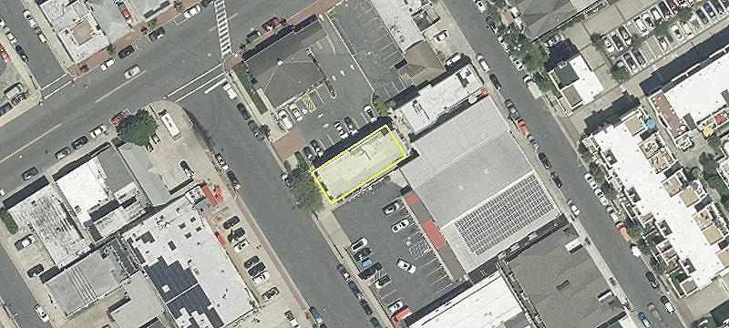 5 Essex Ave