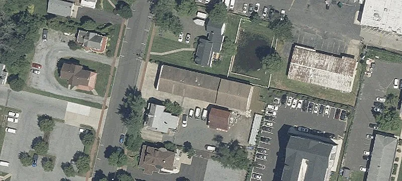 17 Cooper Ave