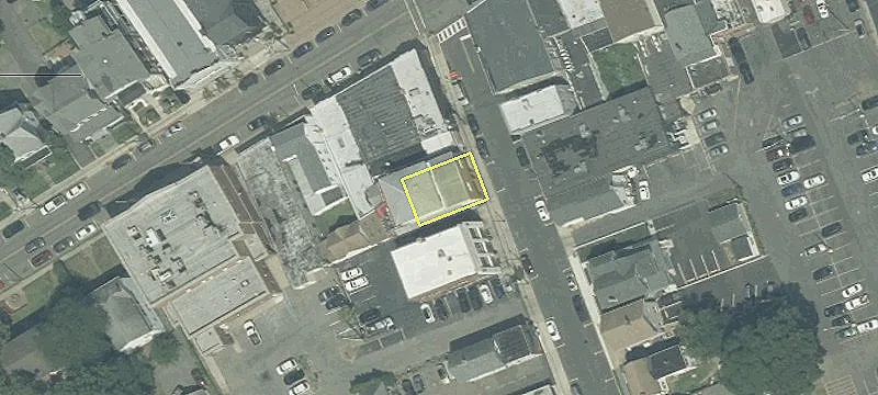 10 Main St