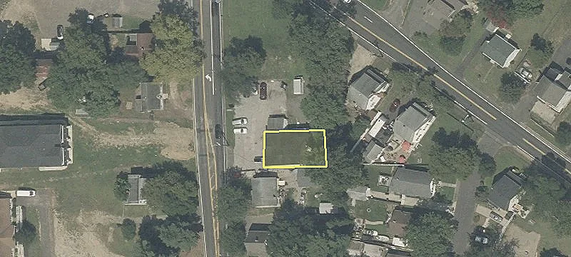 105 Bridgeboro St