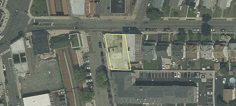 9 Westinghouse Plz, Unit 19
