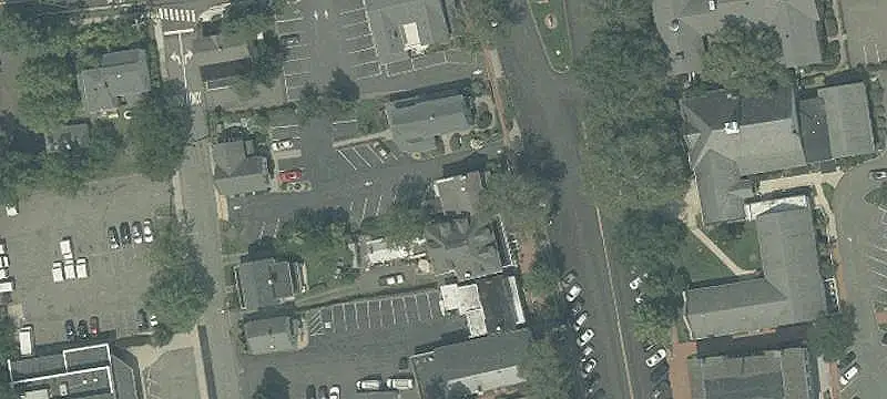 17 Finley Ave