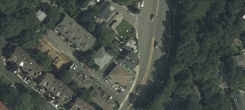 1466 Riv Rd