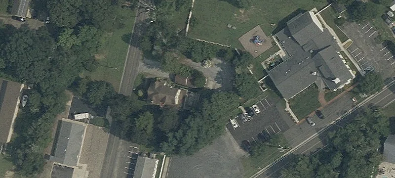 498 Kings Hwy