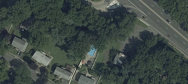 300 Rte 4th 4