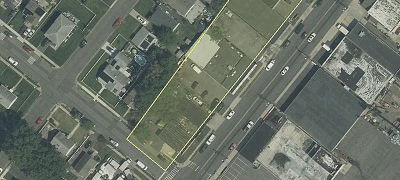 911 Elizabeth Ave