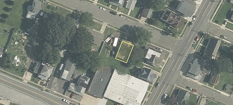 520 Simpson Ave
