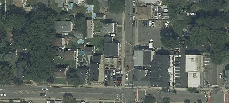 210 Riv Rd