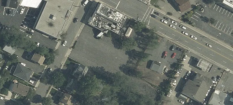 597 Morris Ave