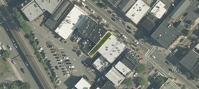 49 Main St