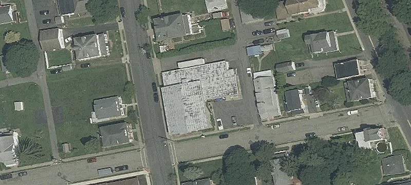 932 Ee Blvd