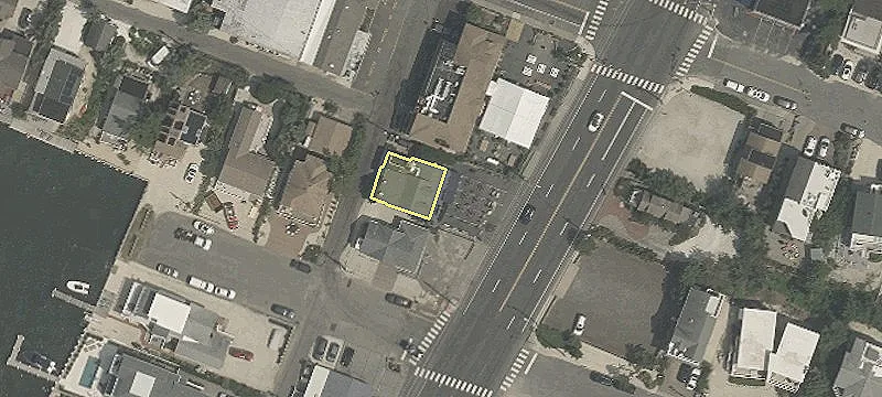 7904 Long Bch Blvd