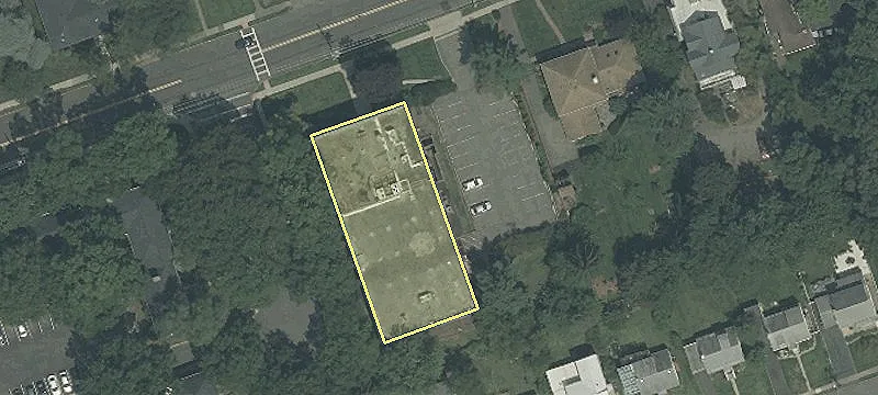 27-02 Fair Lawn Ave