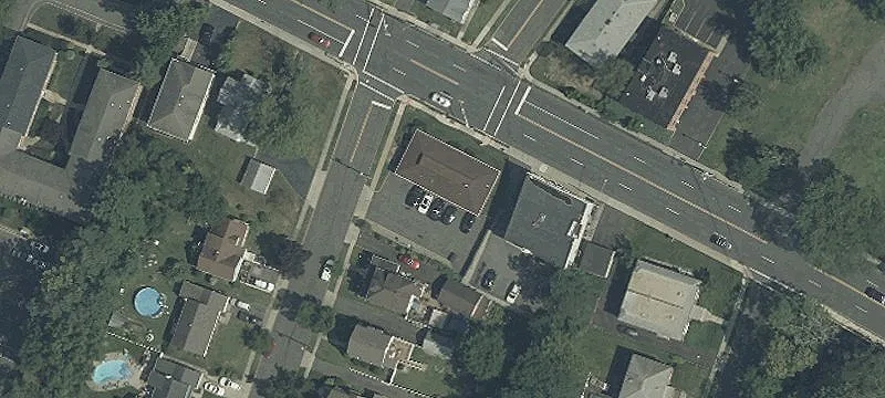 25 Morris Ave