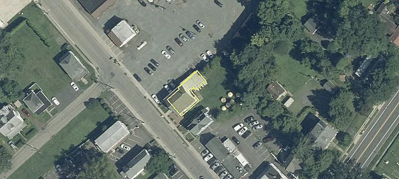 10 Gordon Ave