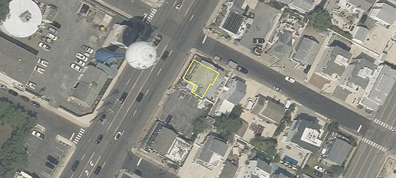 13001 Long Bch Blvd