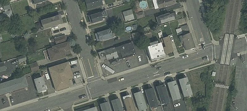 2 Cedar St