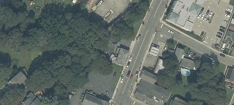 49 Main St