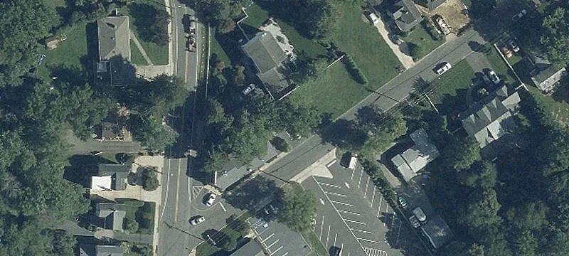 290 Willow Dr