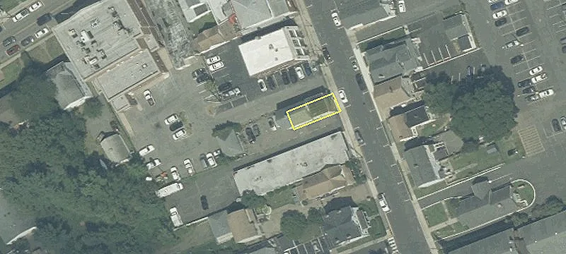 26 Main St