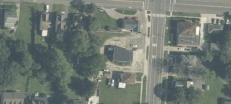 902 Central Ave