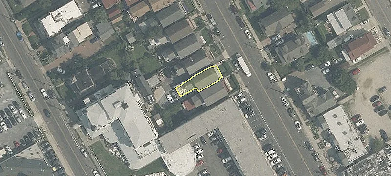 18 Gurney St
