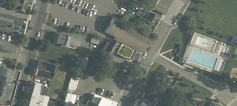 19 Passaic Ave