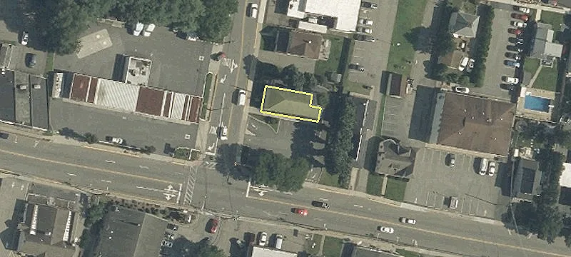 42 Main St